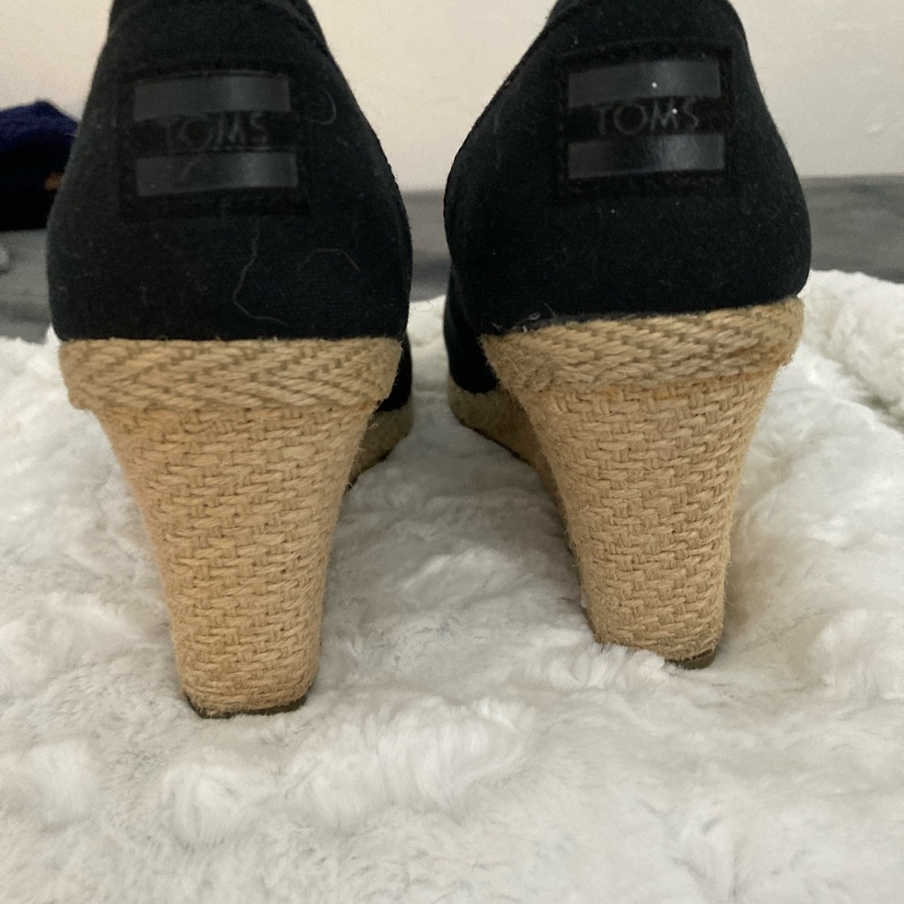 Tom’s canvas wedges with3” heel. - Picture 7 of 8